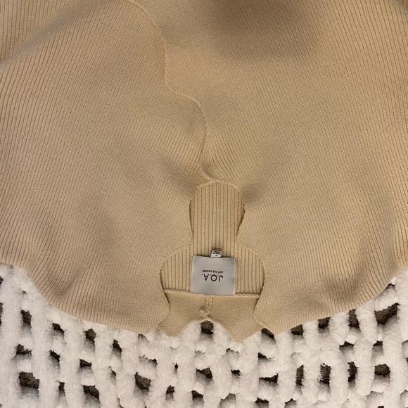 JOA scalloped edged cross cross cream sweater - Picture 11 of 11